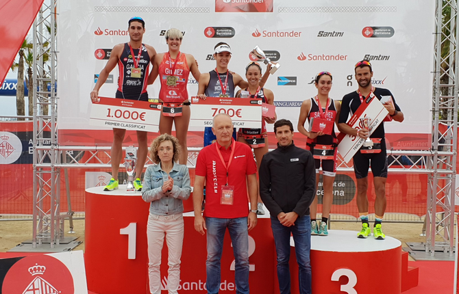 Jordi García y Laura Gómez vencedores del Barcelona Triathlon