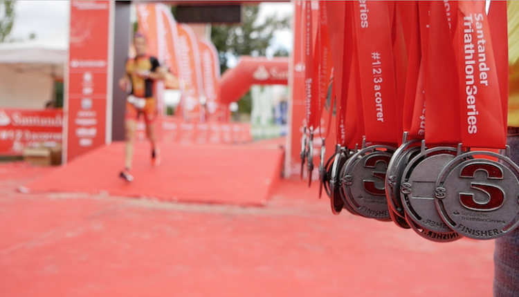 Últimos dorsales para las Santander Triathlon Series