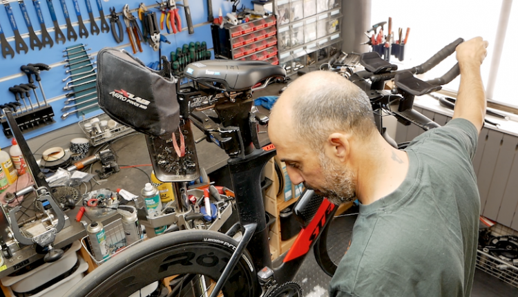 VIDEO: Bikeclinic, especialistas en arreglo de cabras