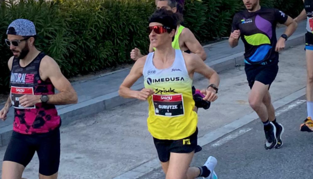 Gurutze Frades vence la Mitja Marató Salou