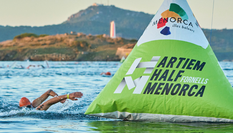 Artiem Half Menorca, el triatlon de la isla los pequeños placeres