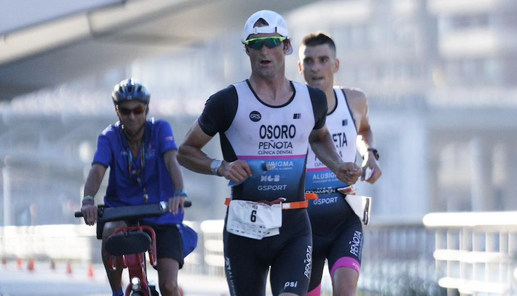 Luchas fratricidas por el triunfo en el Bilbao Triathlon