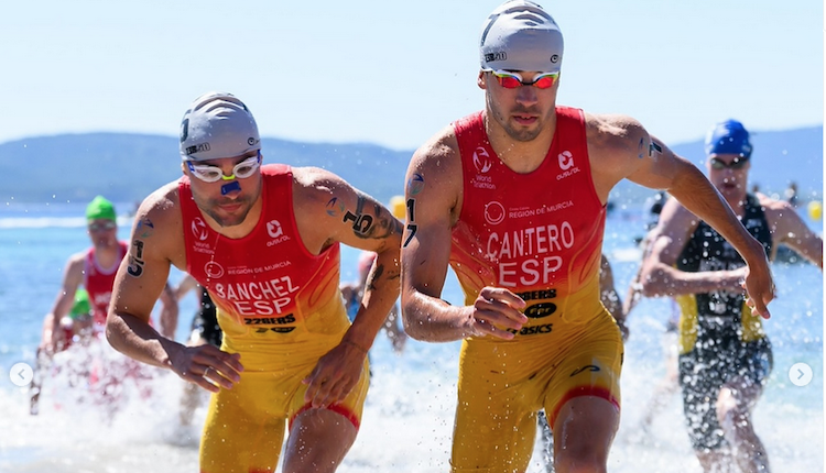 Sánchez Mantecón y David Cantero en el Top10 de las Series Mundiales