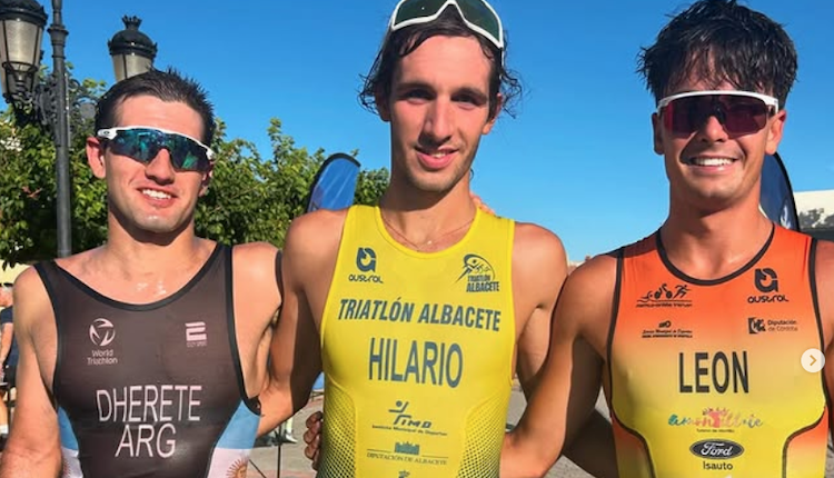 Andrés Hilario y Claudia Bresó vencen el Triatlon de Agramón