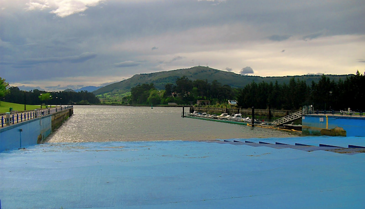 El Triatlon de Punta Parayas, llena sus plazas