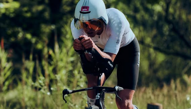 Compressport comprueba los beneficios Aero Seamless Trisuit