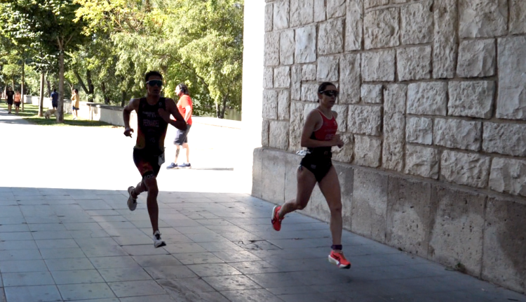 Hugo Fernández y Ester Gómez vencen el Triatlon de Valladolid