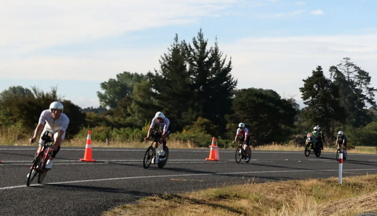 47 triatletas bajaron alguna vez de las 4 horas bike en IRONMAN