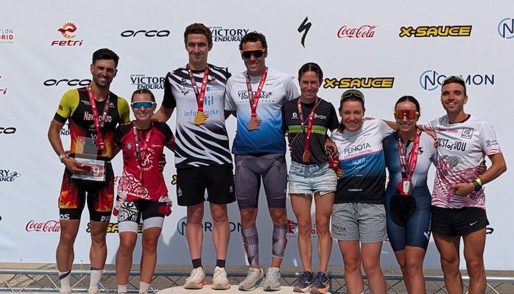 Adrián Martínez y Steffie Le Benezic vencen el Half Madrid Triatlon