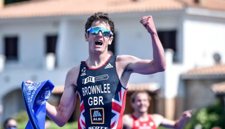 Jon Brownlee se retira del triatlon profesional