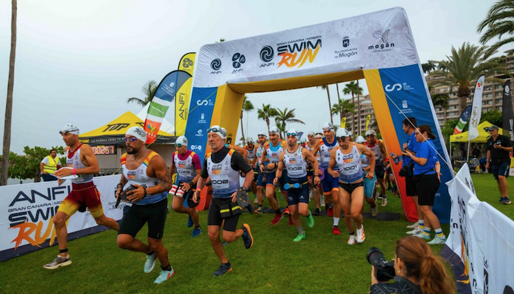 Viktors Vovrusko y Katharina Voelkel vencen en Anfi el Cto de España de SwimRun